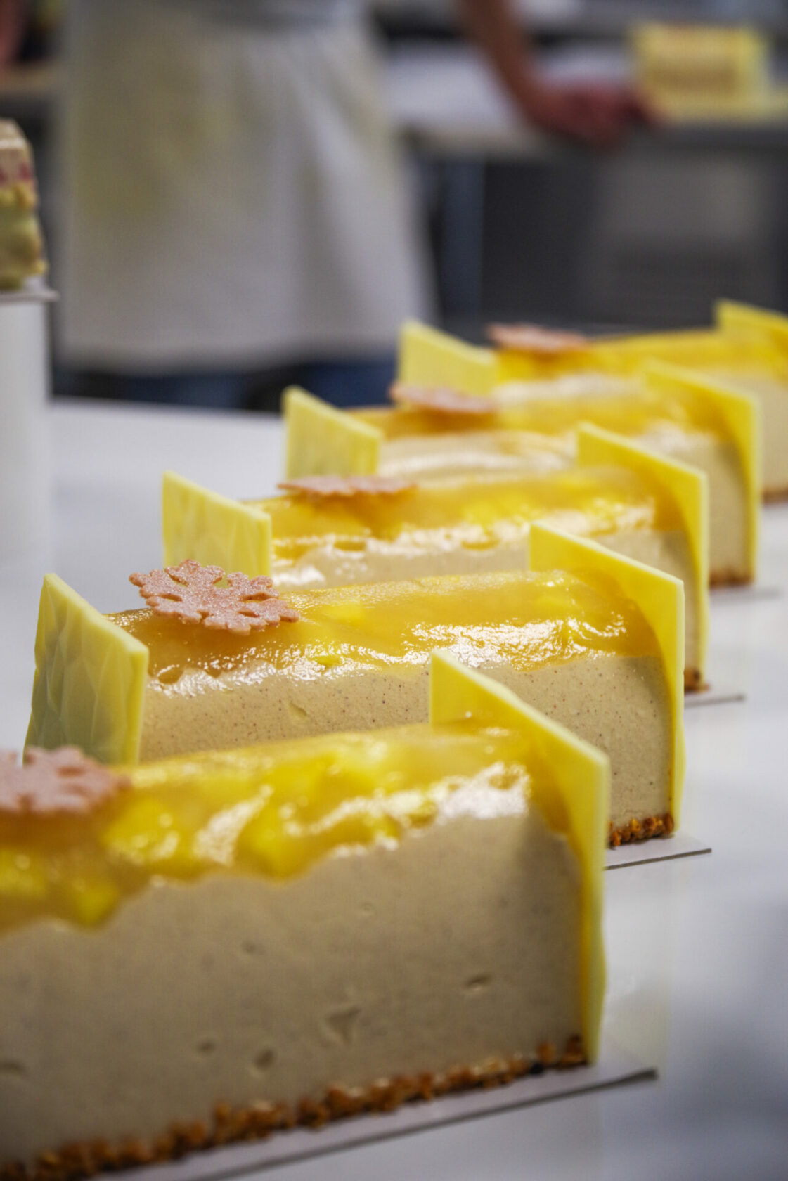 Formation bûches de Noël avec une bûche exotique.